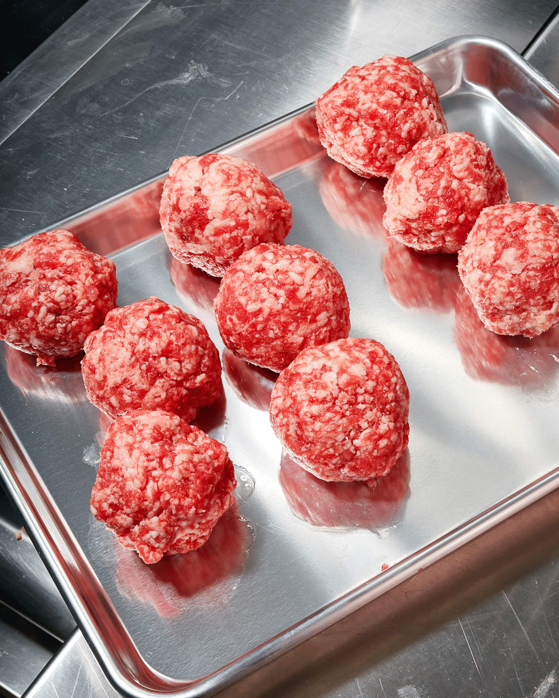 hold-on-please-babylove-thomas-weil-01