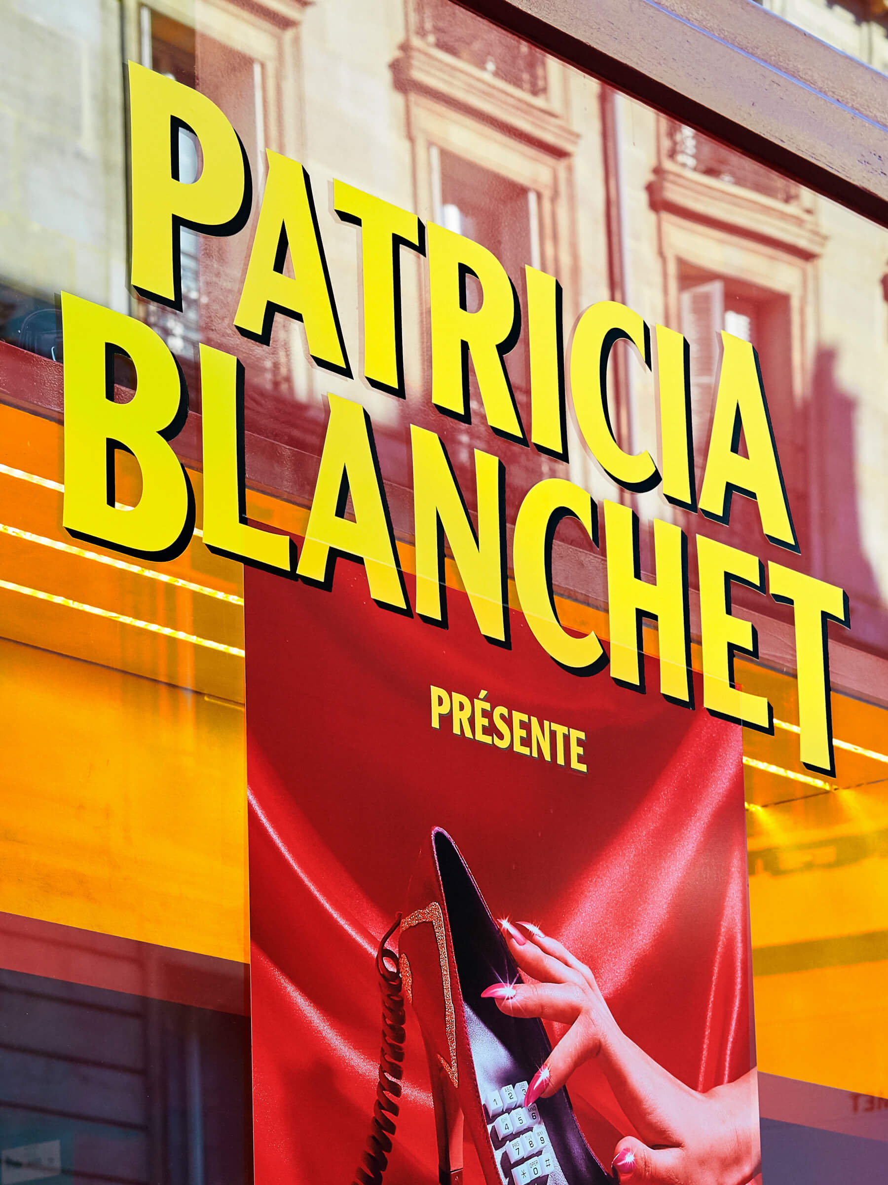 hold-on-please-patricia-blanchet-thomas-weil_08