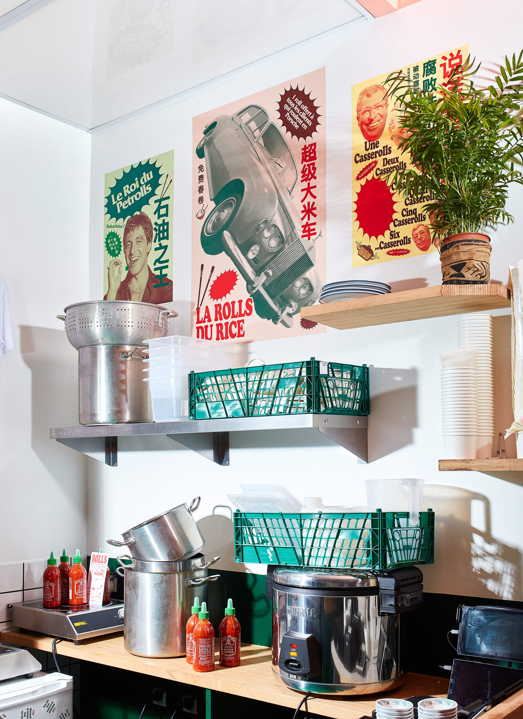 hold-on-please-rolls-thomas-weil-10