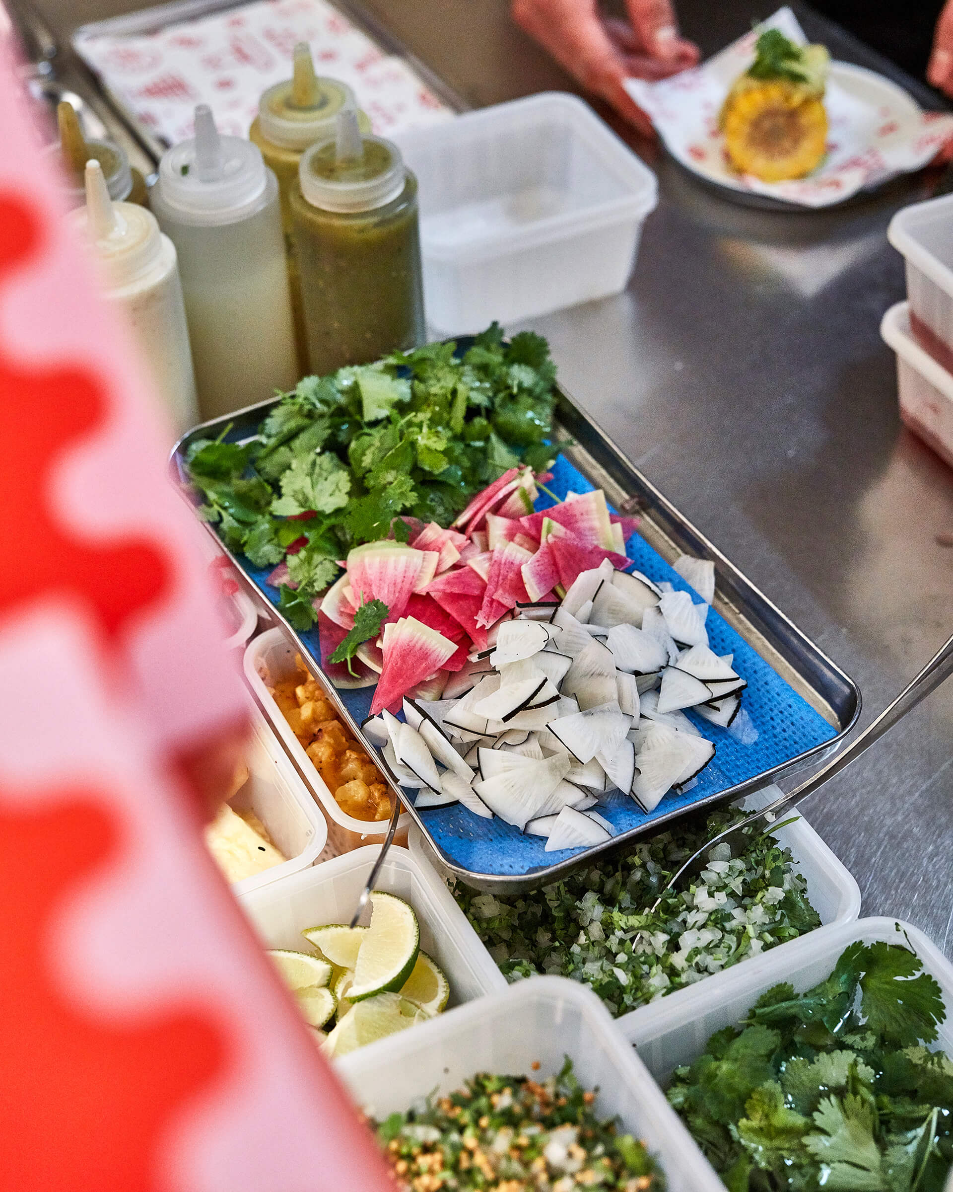 hold-on-please-taco-mesa-thomas-weil-07