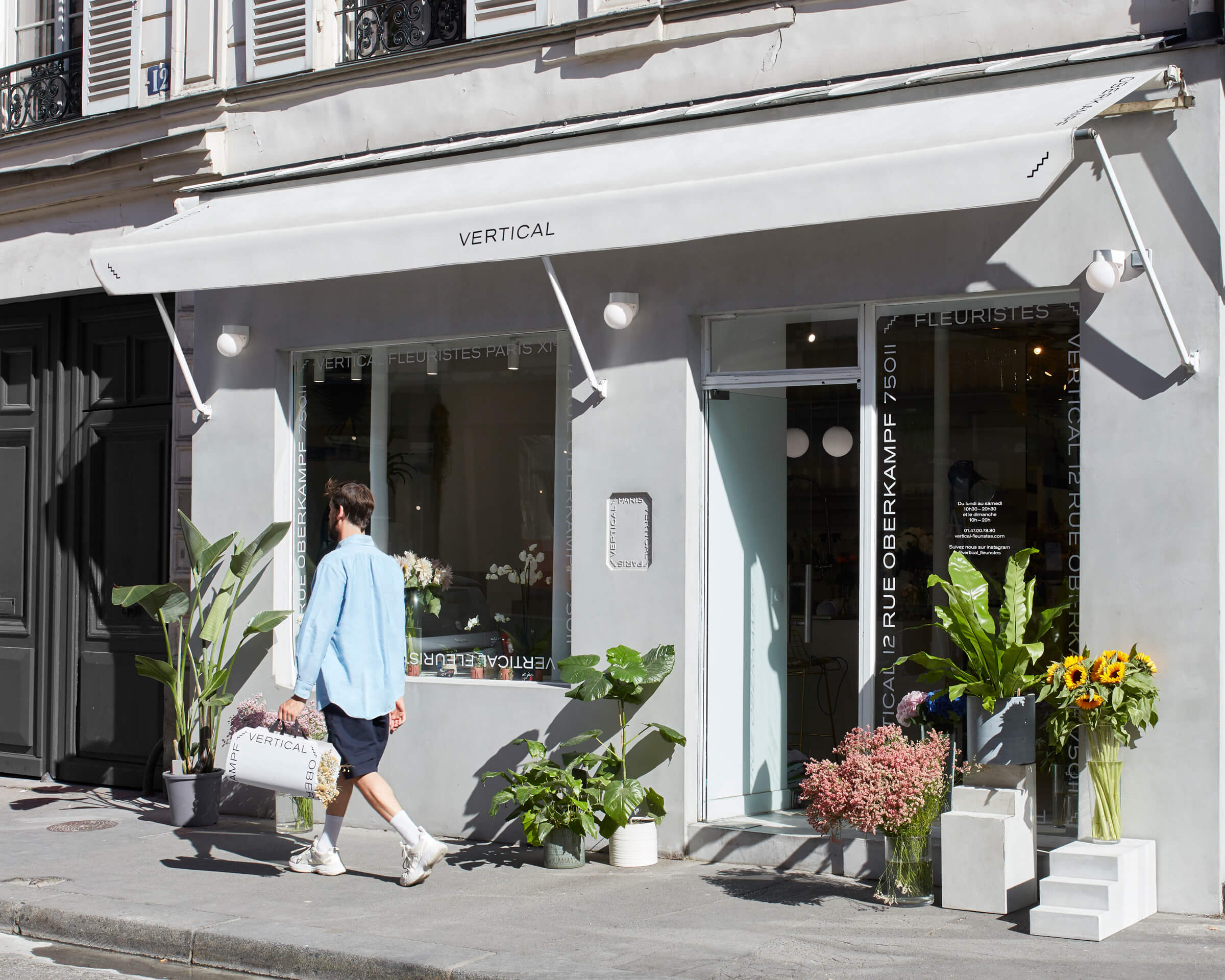 hold-on-please-vertical-thomas-weil-05