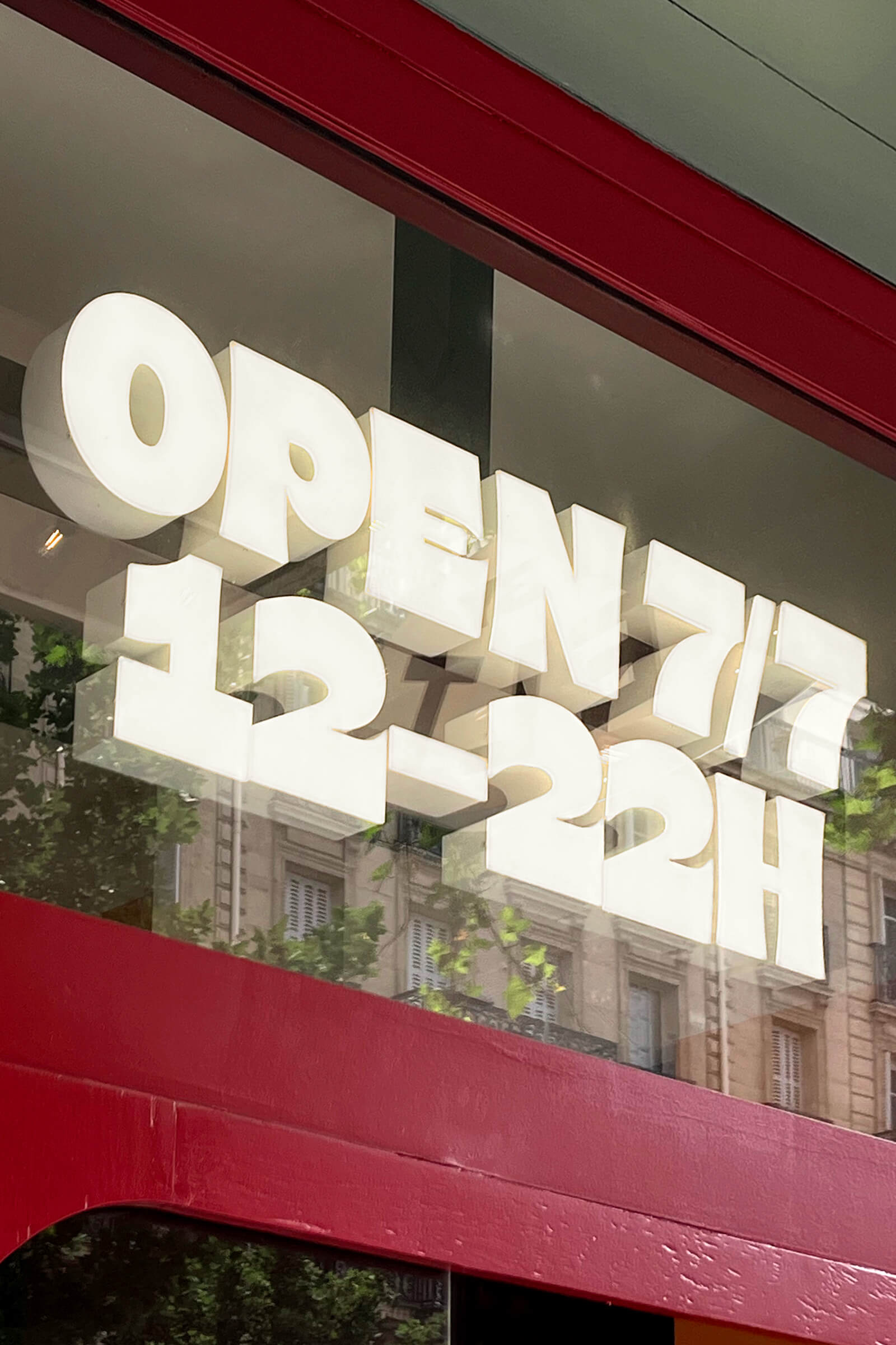 hold-on-please-melt-deli-thomas-weil_07