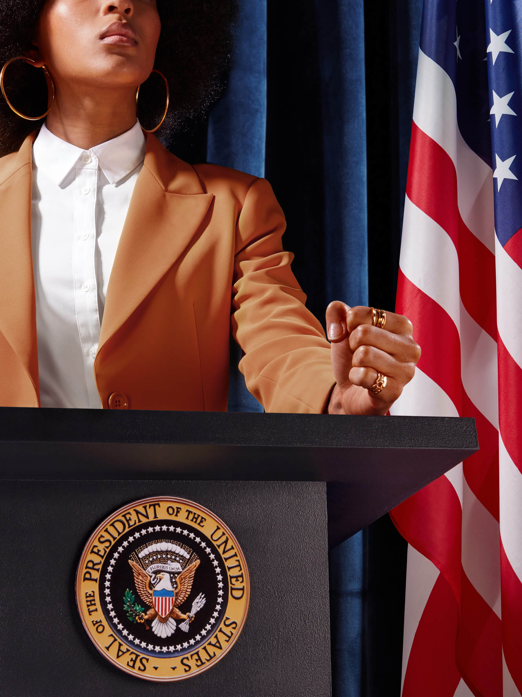 hold-on-please-urus-thomas-weil-10