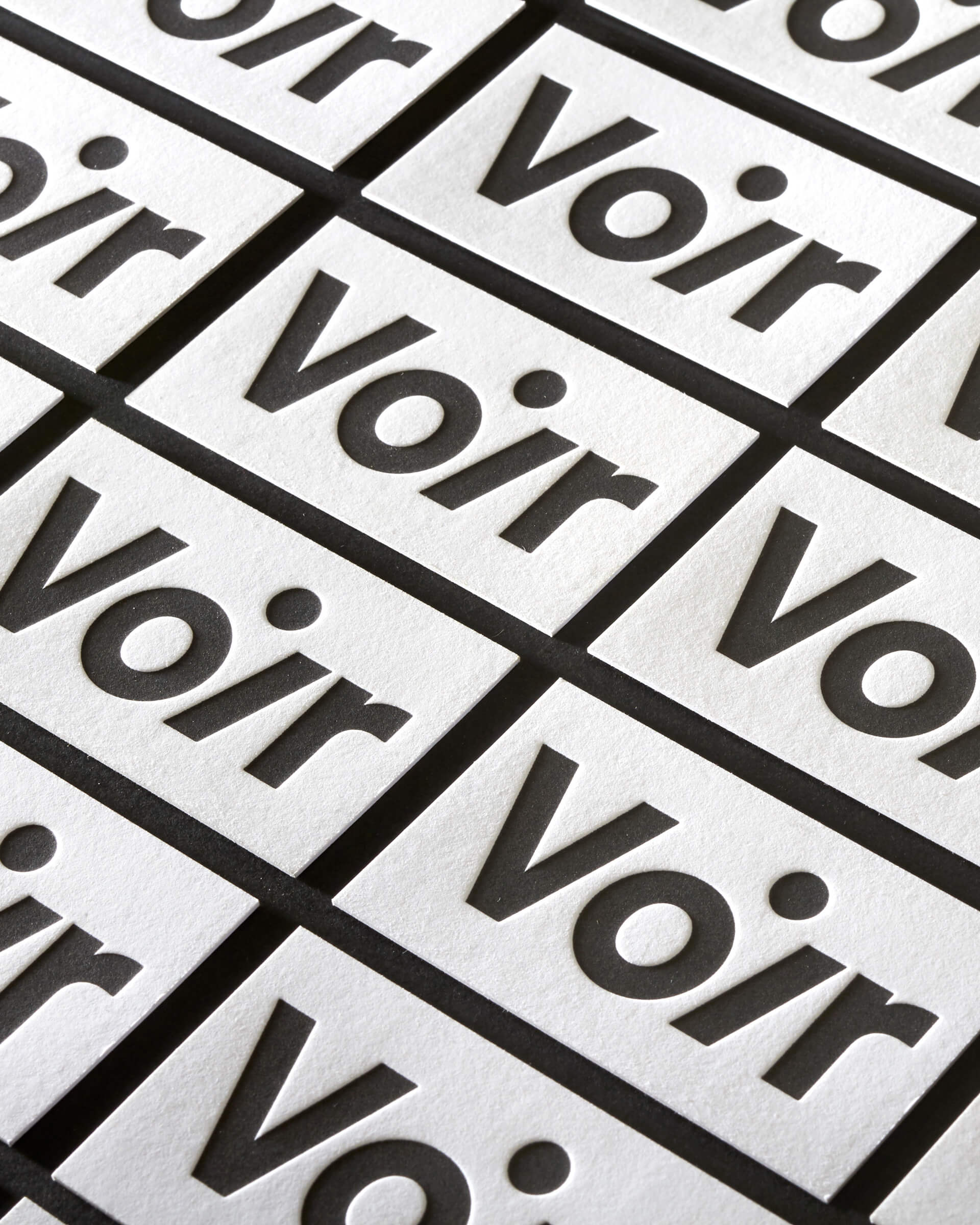 hold-on-please-voir-thomas-weil-03